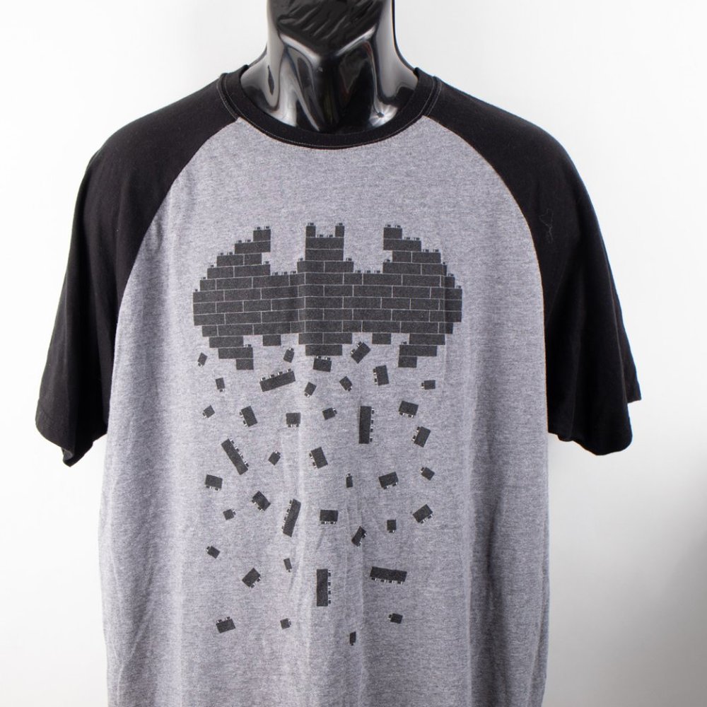 Lego Batman Men's XXL 2XL T-Shirt Gray and Black